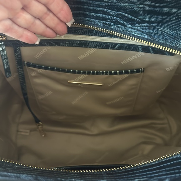 Like New Blue Brahmin - Picture 7 of 9